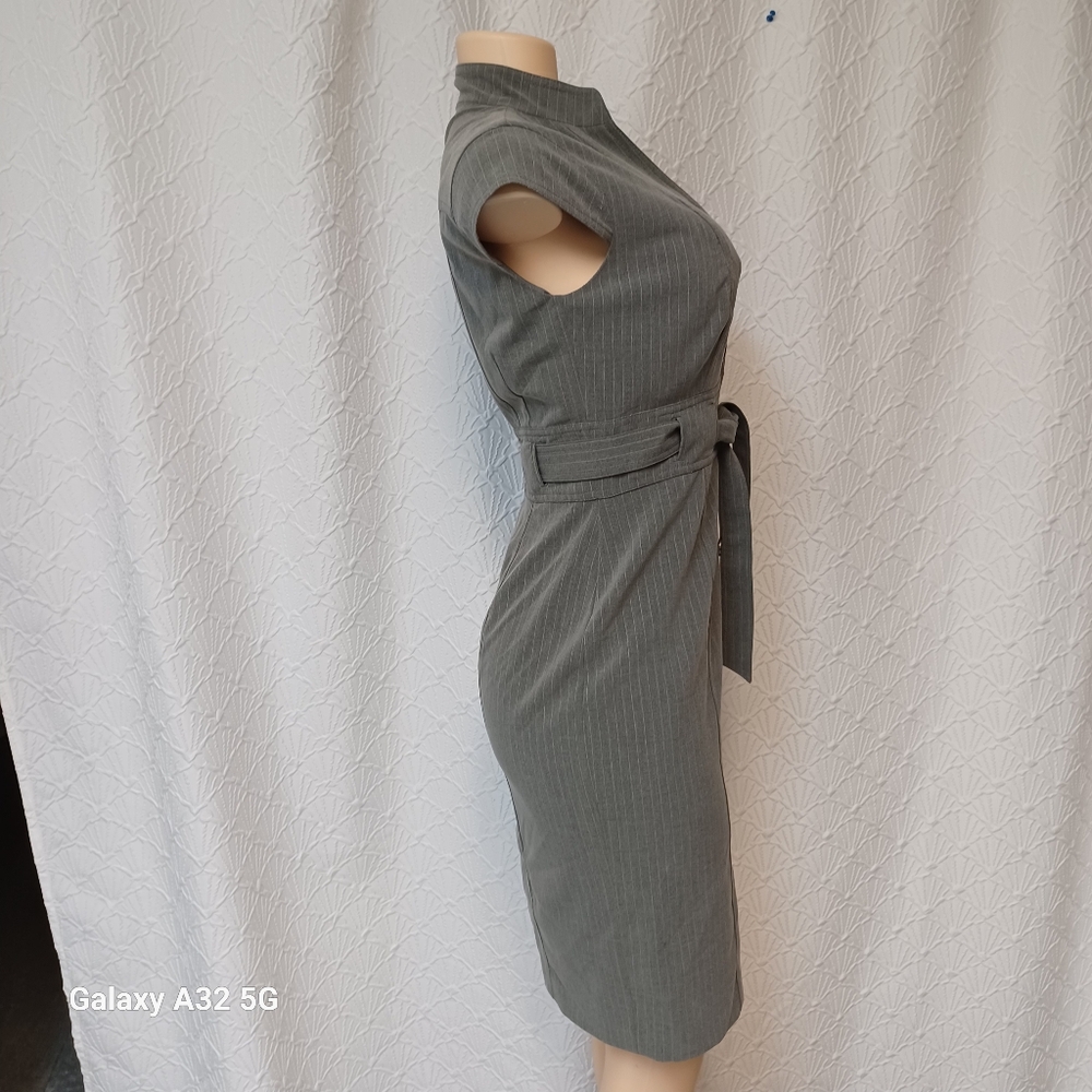 Calvin Klein Women Size 2 Charcoal Button-Front Midi Dress - Picture 6 of 15